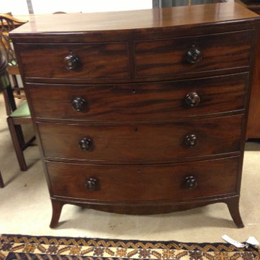CM59 BOW FRONT CHEST WITH WOODEN KNOBS